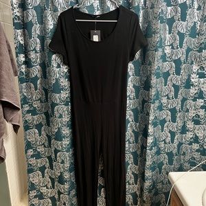 Jumpsuit with back cutout